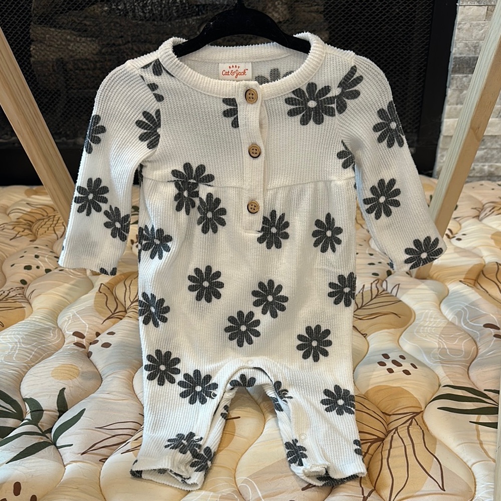 Cat & Jack White and Black Floral Footies